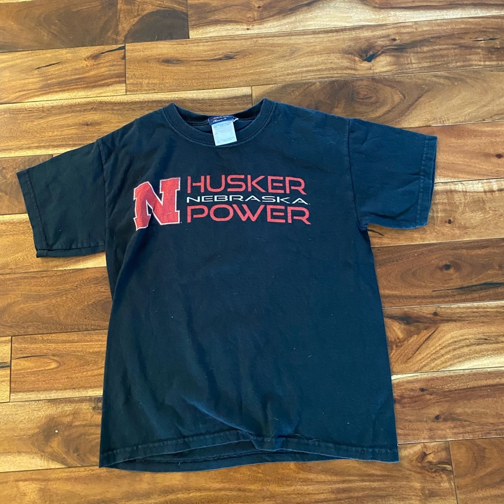 Nebraska Huskers Youth Small t-shirt.